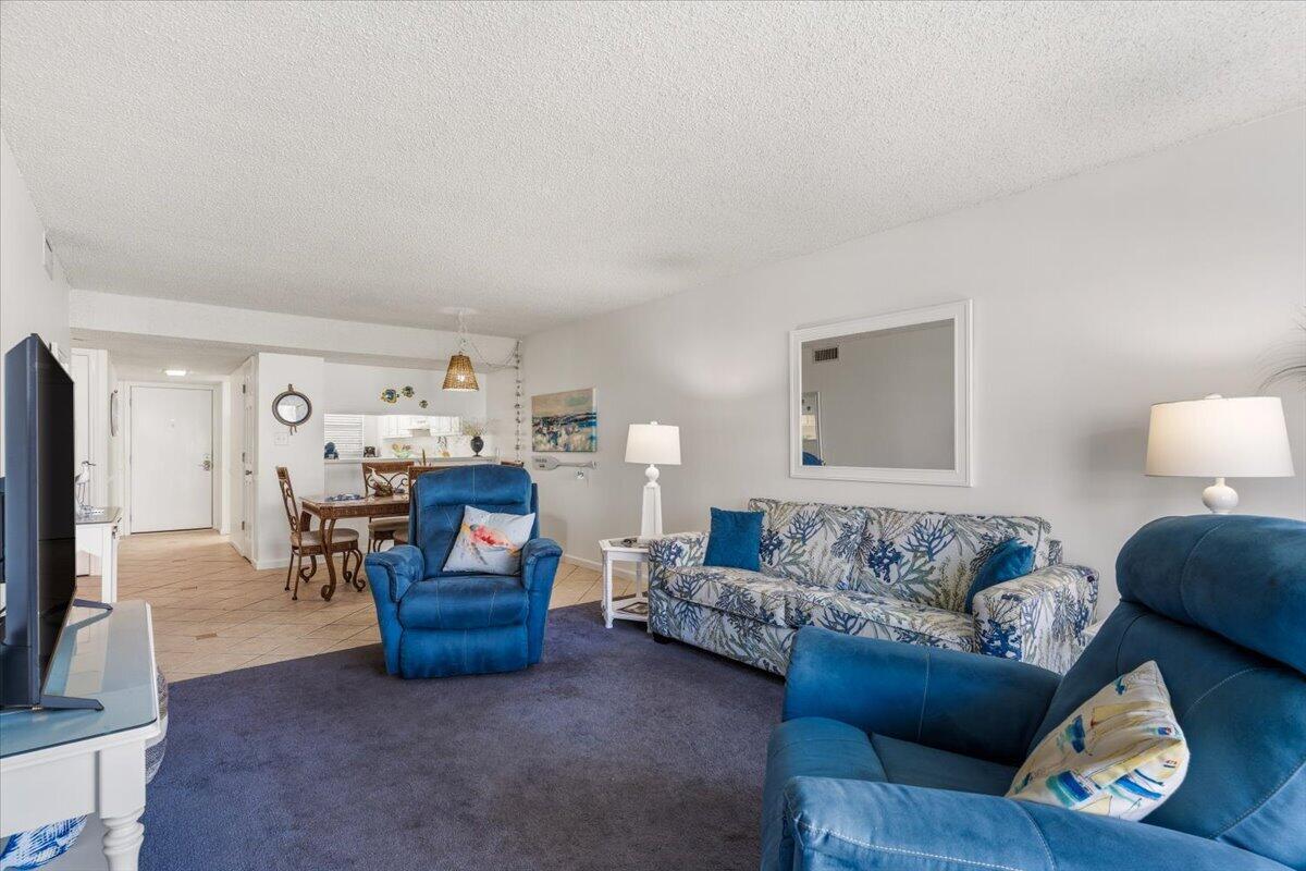 EL MATADOR CONDO - Residential