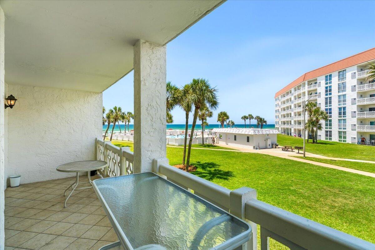 EL MATADOR CONDO - Residential