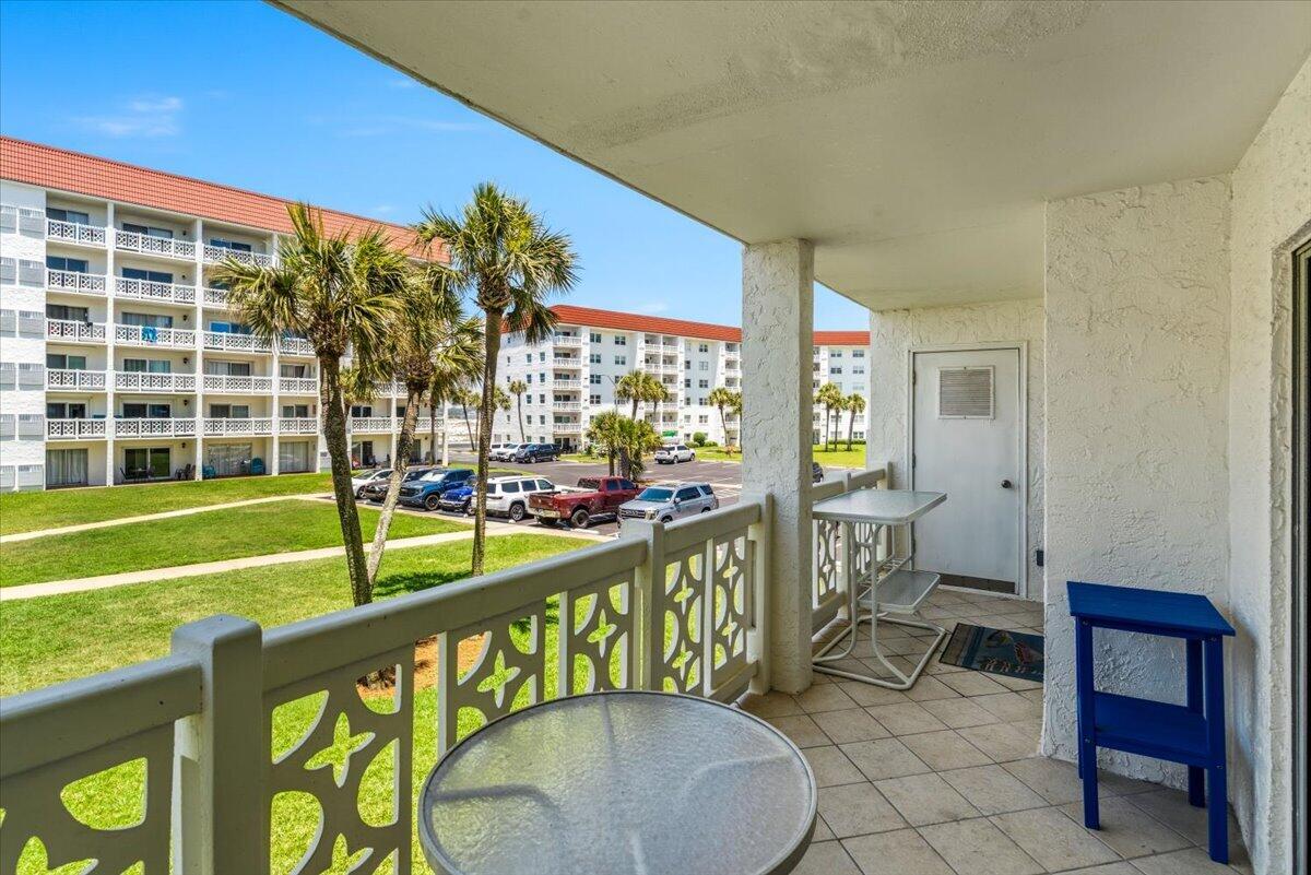 EL MATADOR CONDO - Residential