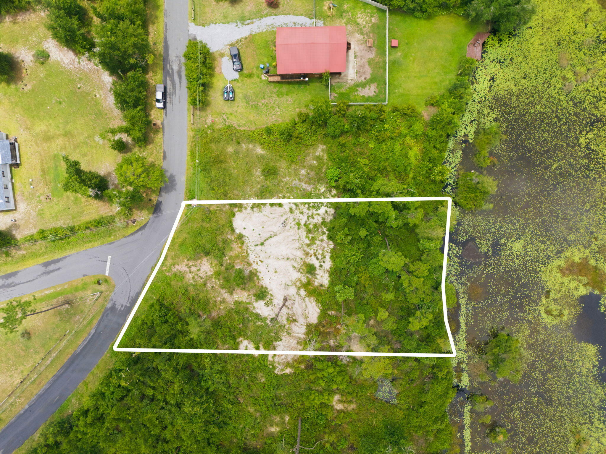 SPRING HILL ESTATES - Land