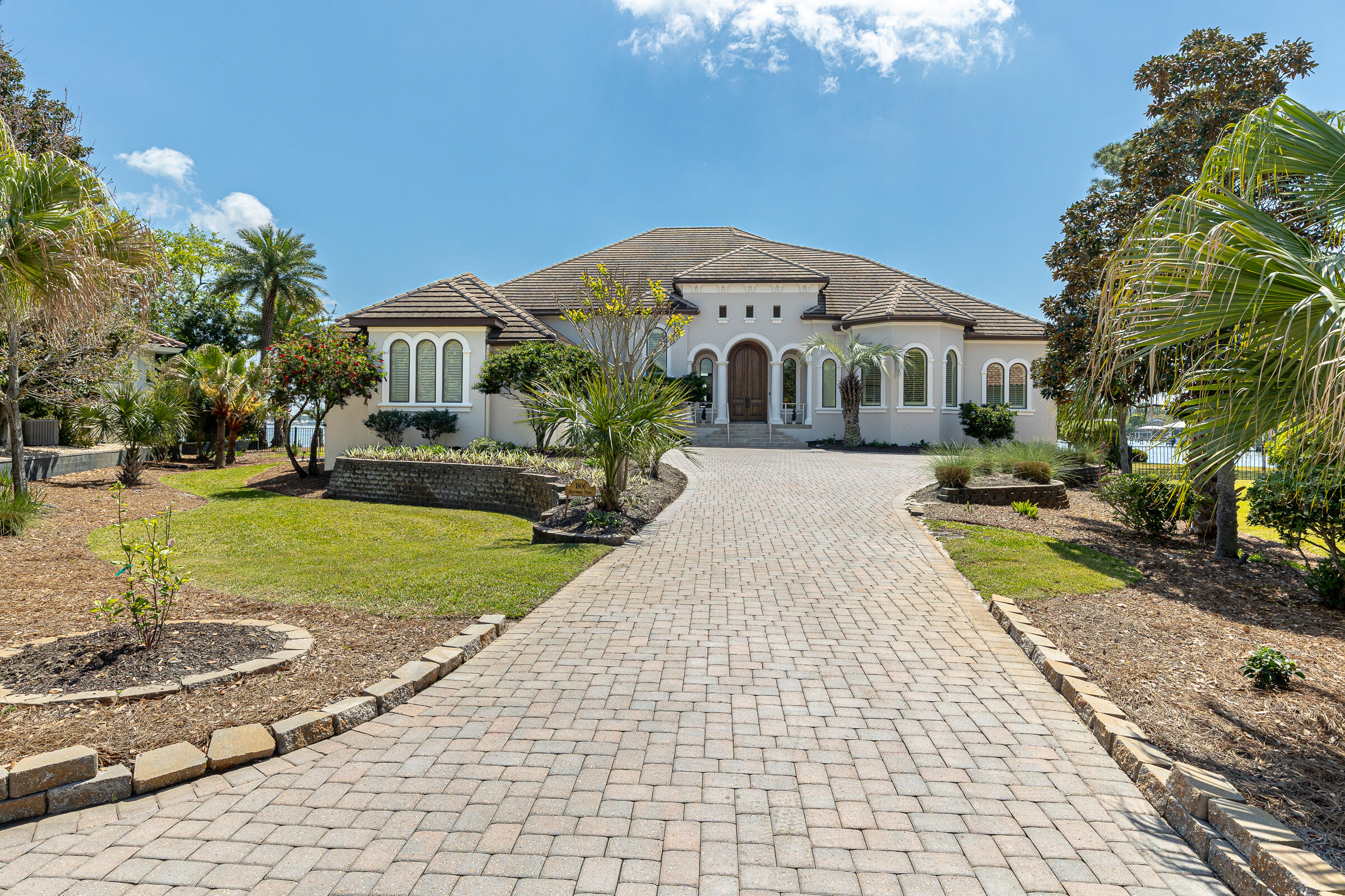 DRIFTWOOD ESTATES - Residential