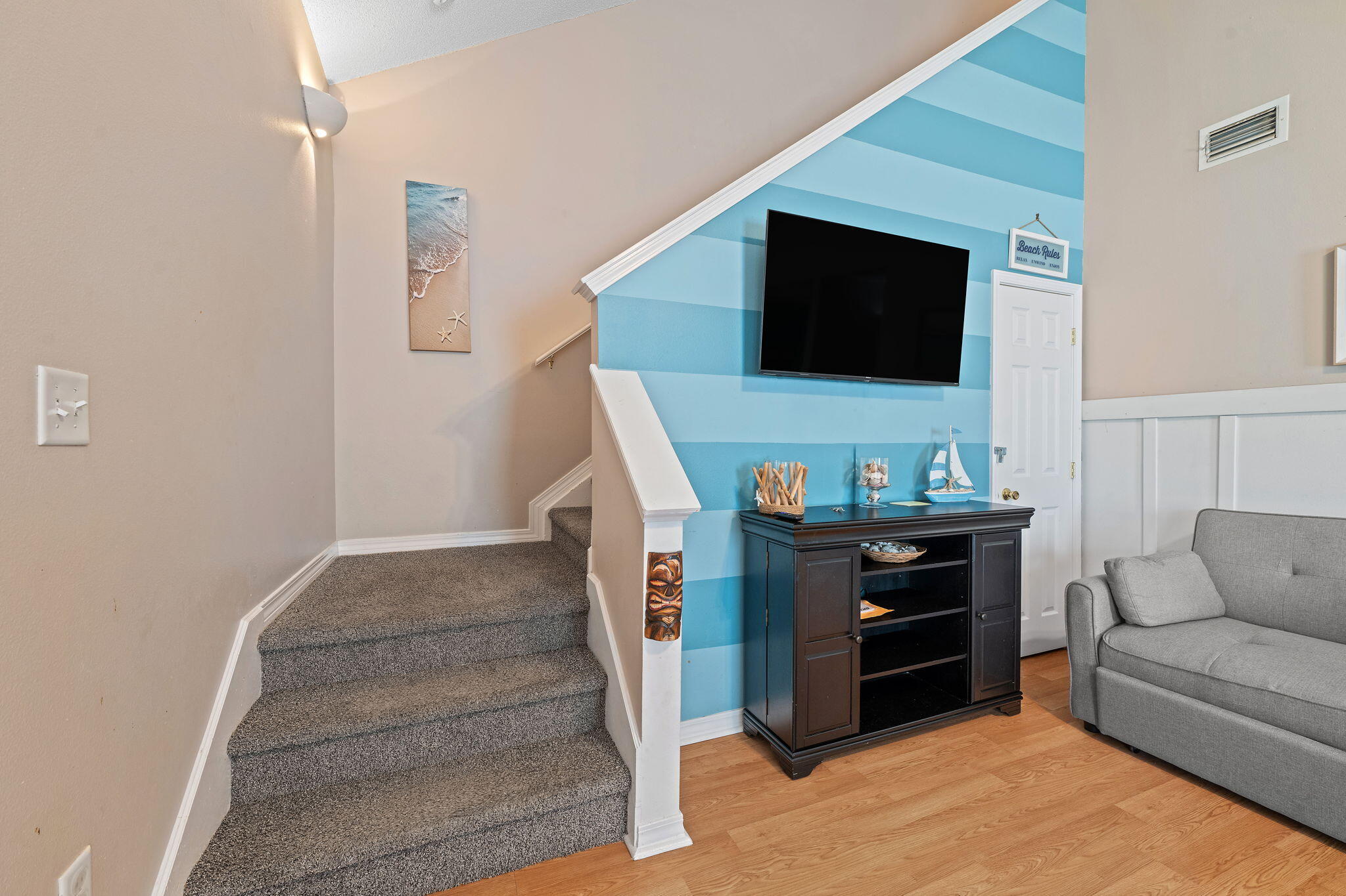 SANTA ROSA OAKS CONDOMINIUM - Residential