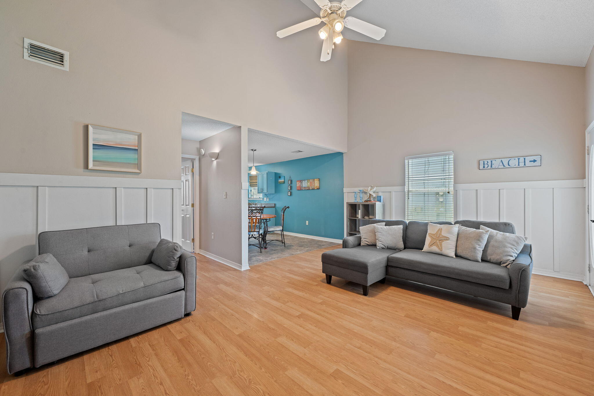 SANTA ROSA OAKS CONDOMINIUM - Residential