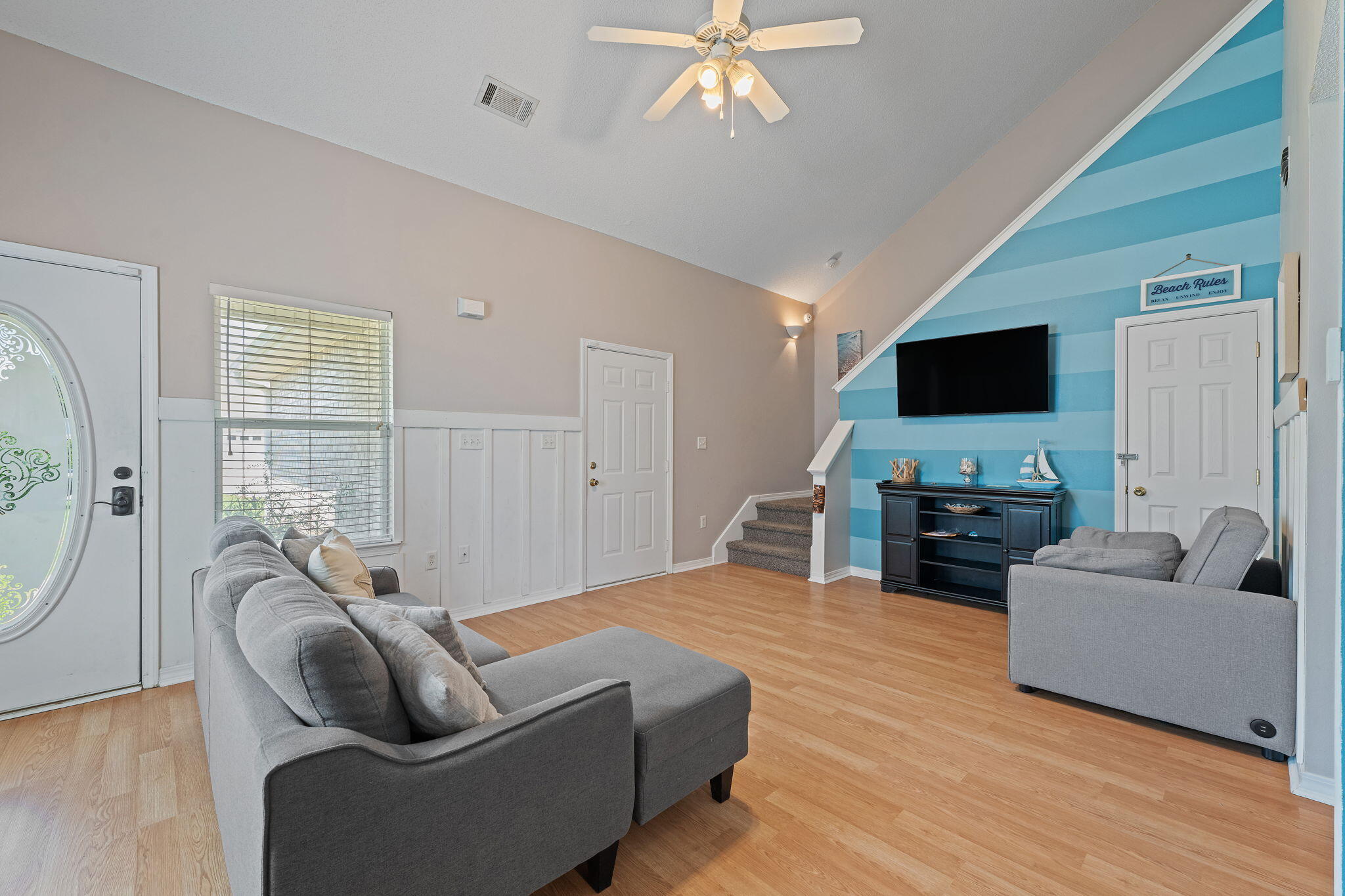 SANTA ROSA OAKS CONDOMINIUM - Residential
