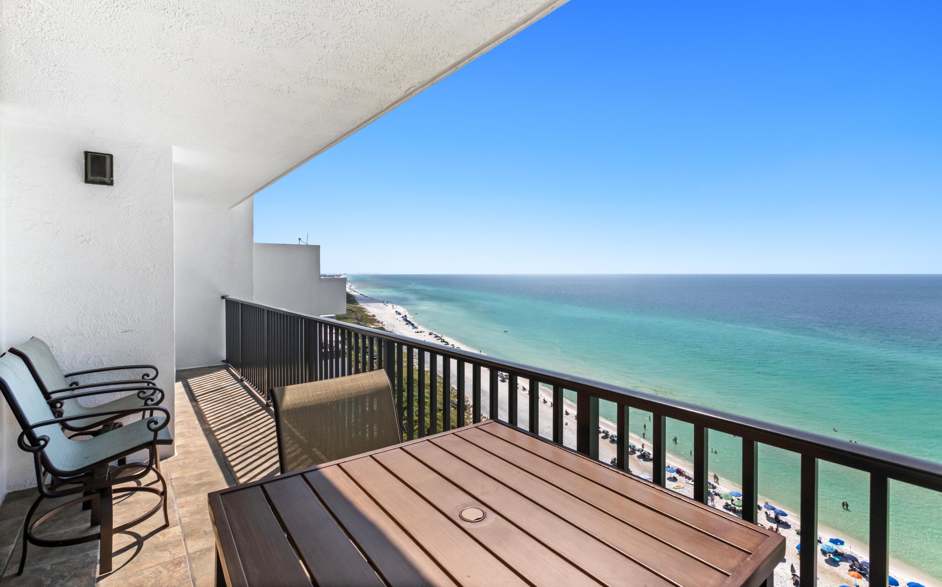 ONE SEAGROVE PLACE CONDOMINIUM - Residential