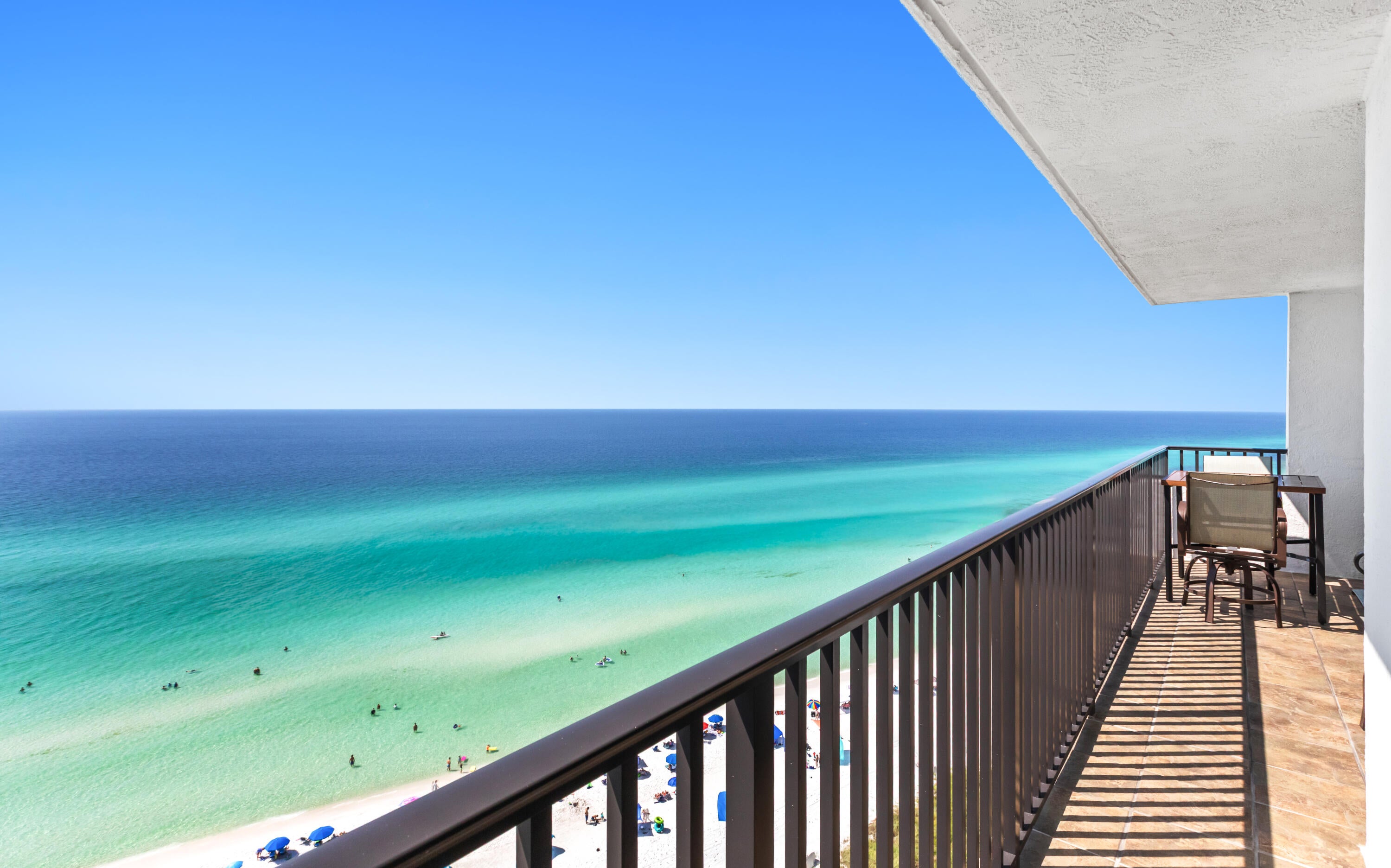 ONE SEAGROVE PLACE CONDOMINIUM - Residential