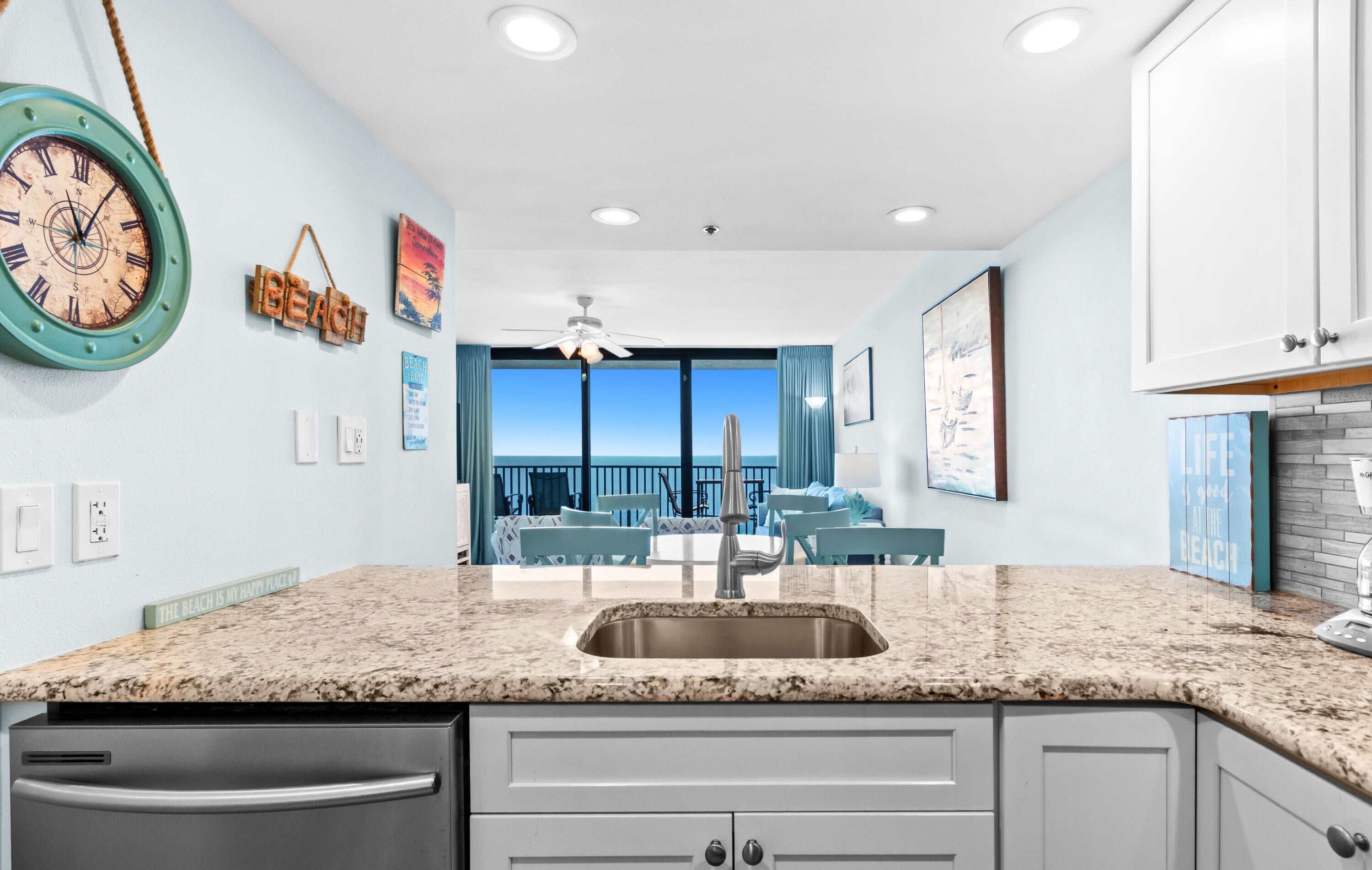 ONE SEAGROVE PLACE CONDOMINIUM - Residential