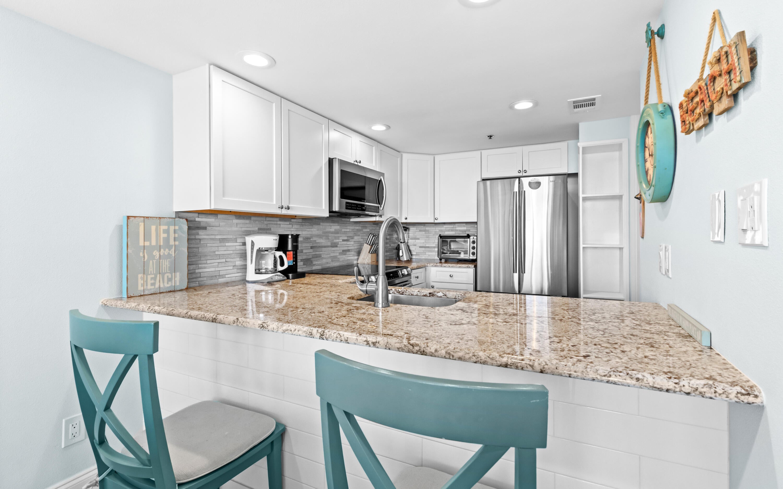 ONE SEAGROVE PLACE CONDOMINIUM - Residential