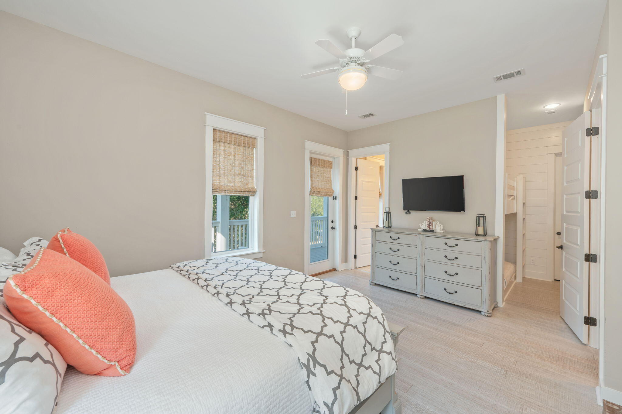 SEACREST EAST - Residential