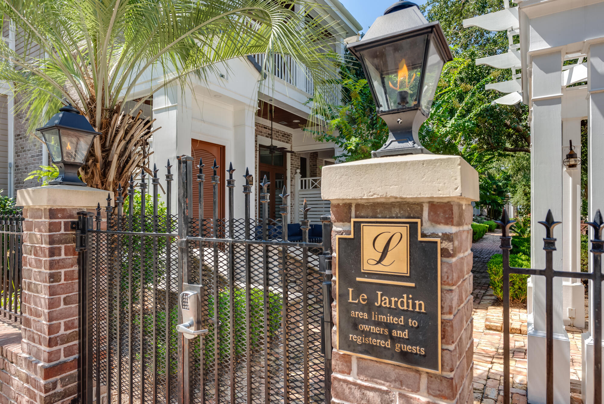 LE JARDIN - Residential