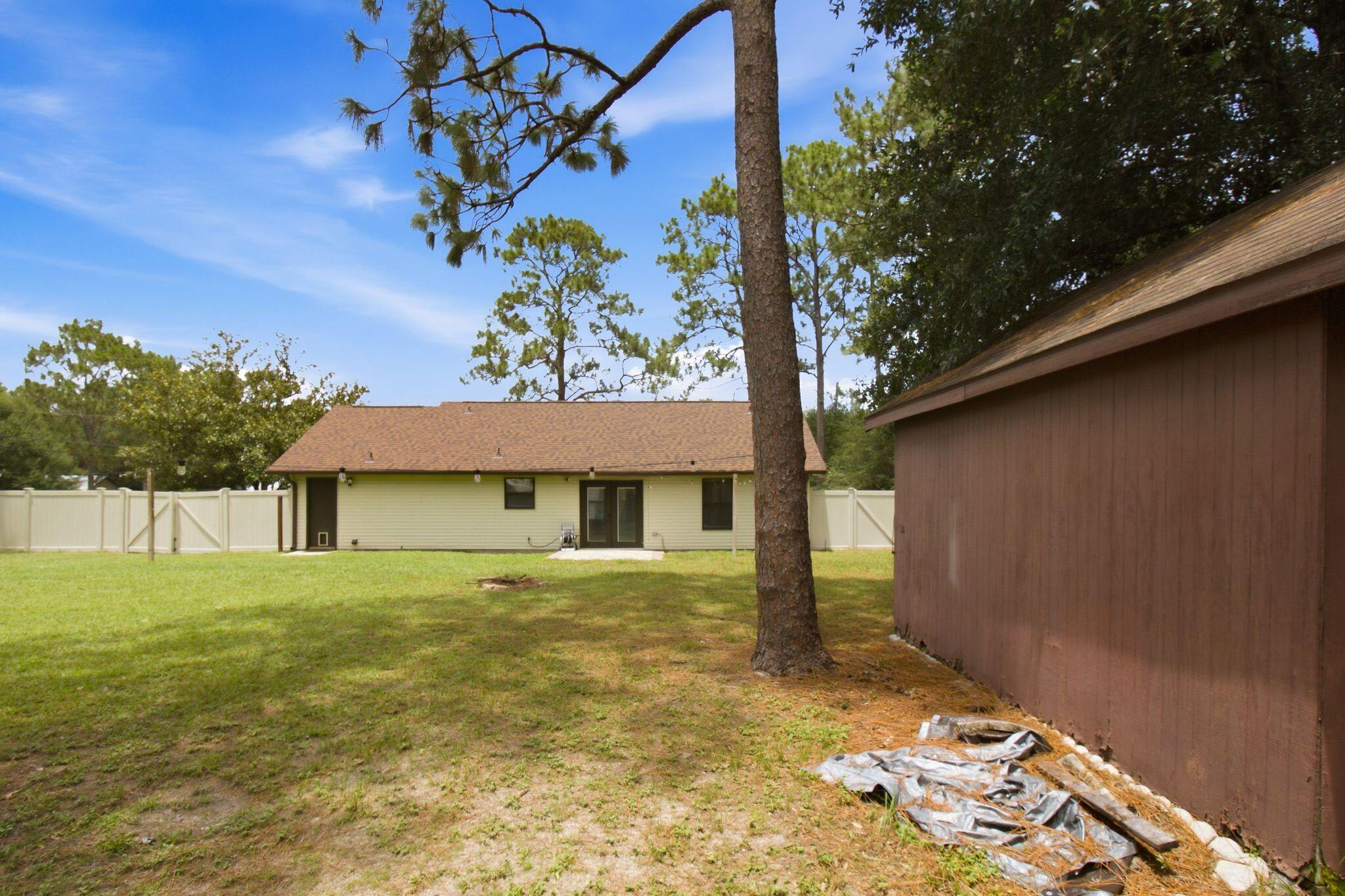 SHOAL WOOD ESTATES - Residential Lease