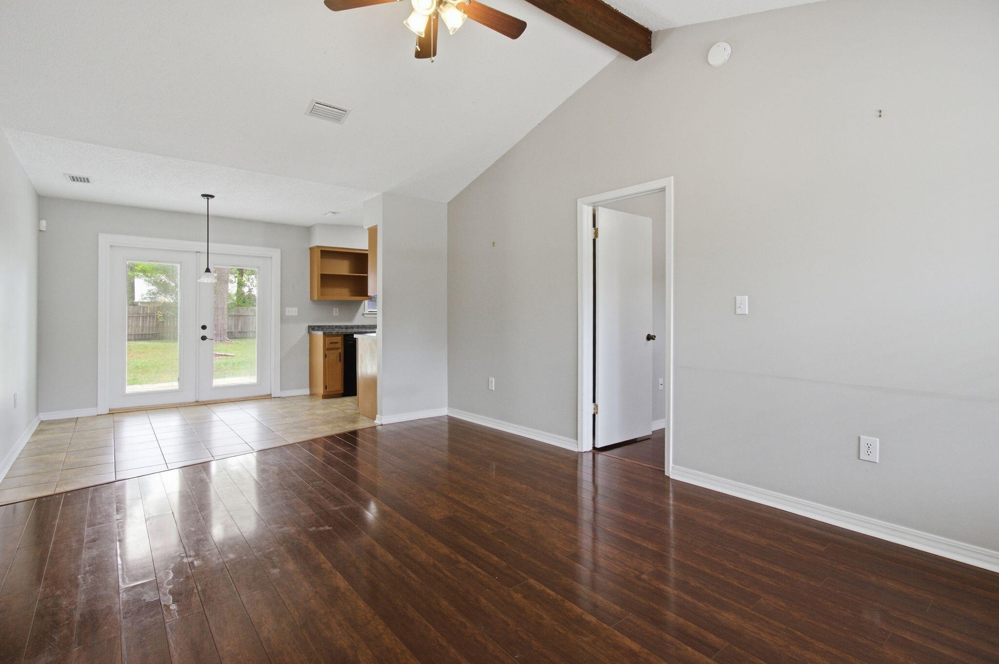 SHOAL WOOD ESTATES - Residential Lease