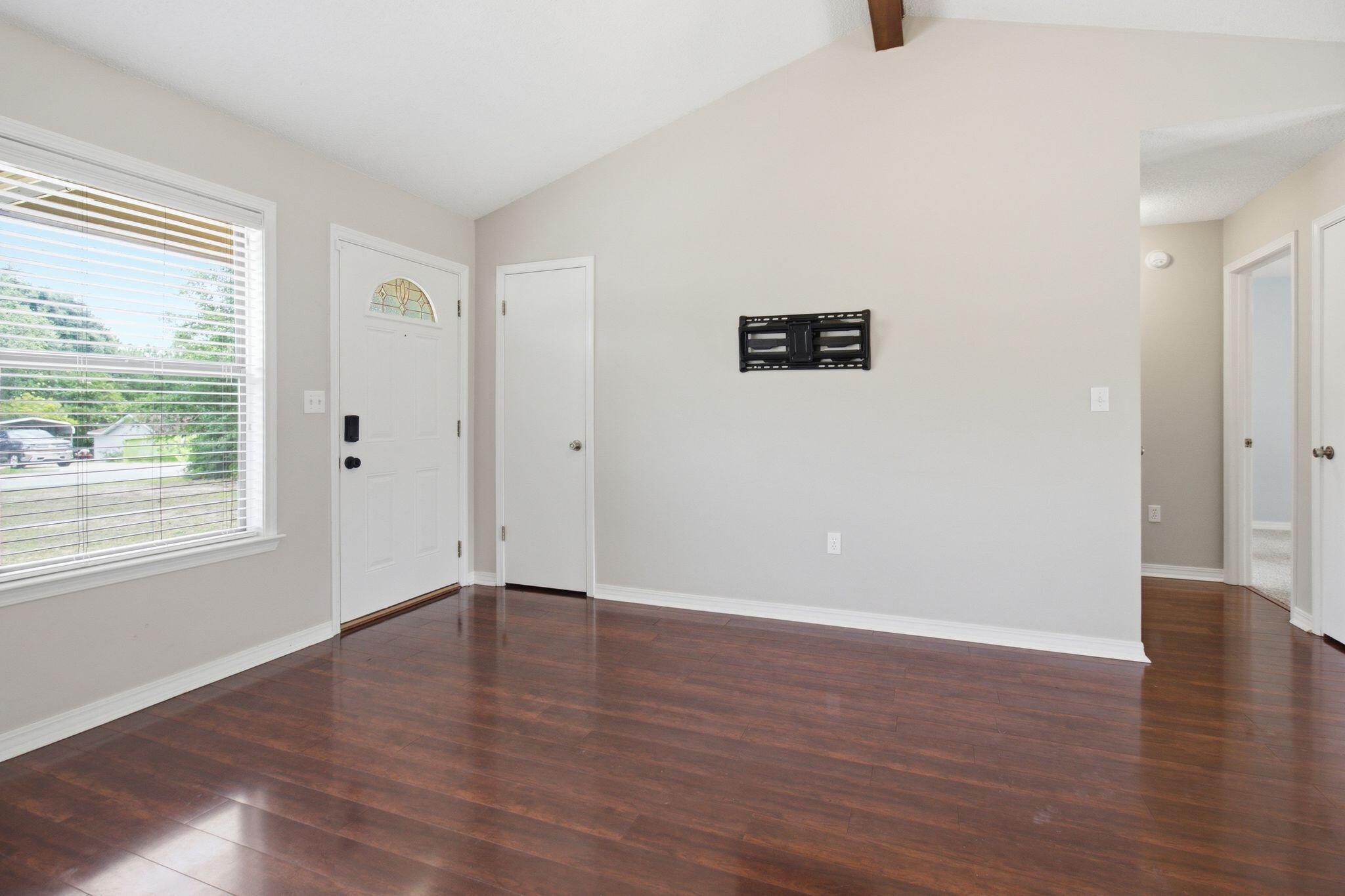 SHOAL WOOD ESTATES - Residential Lease