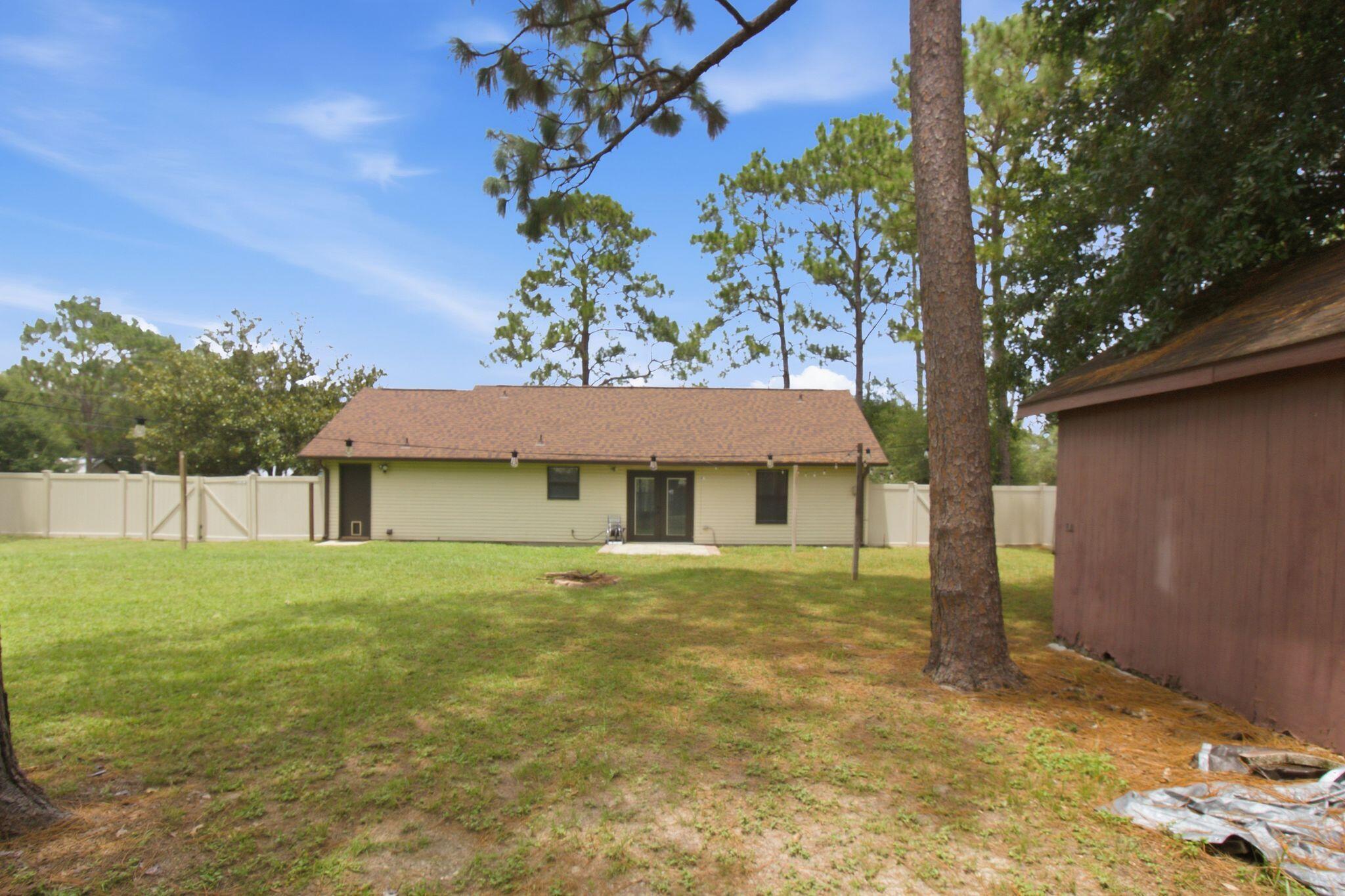 SHOAL WOOD ESTATES - Residential Lease
