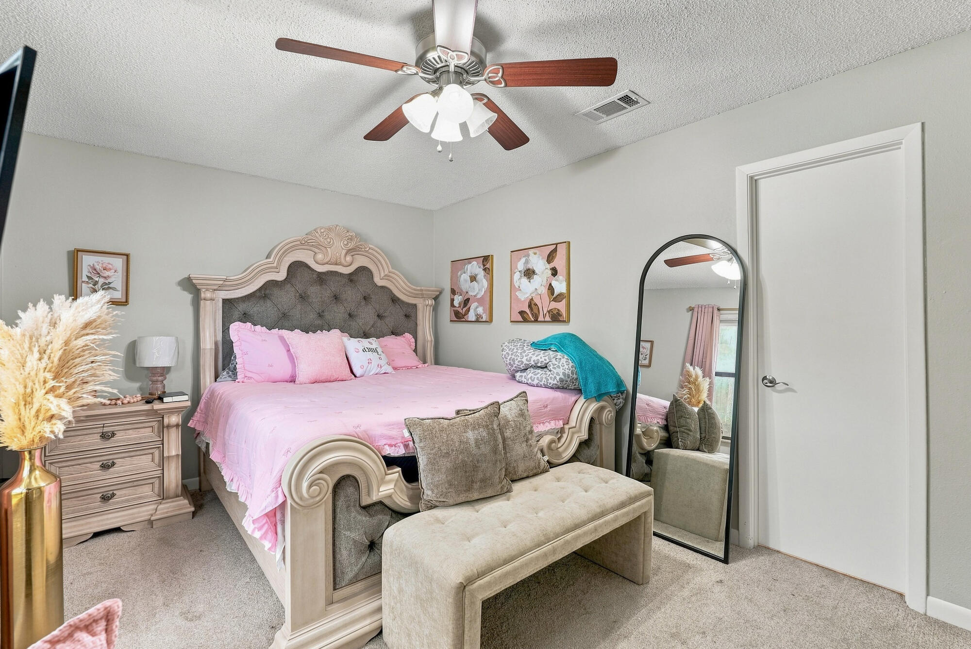 GOLF VIEW ON PARKVIEW - Residential