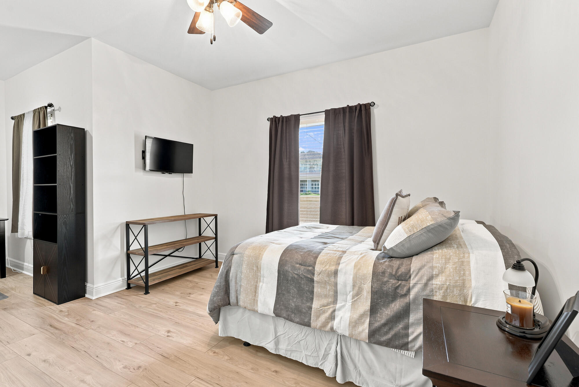 HIDDEN PINES S/D - Residential
