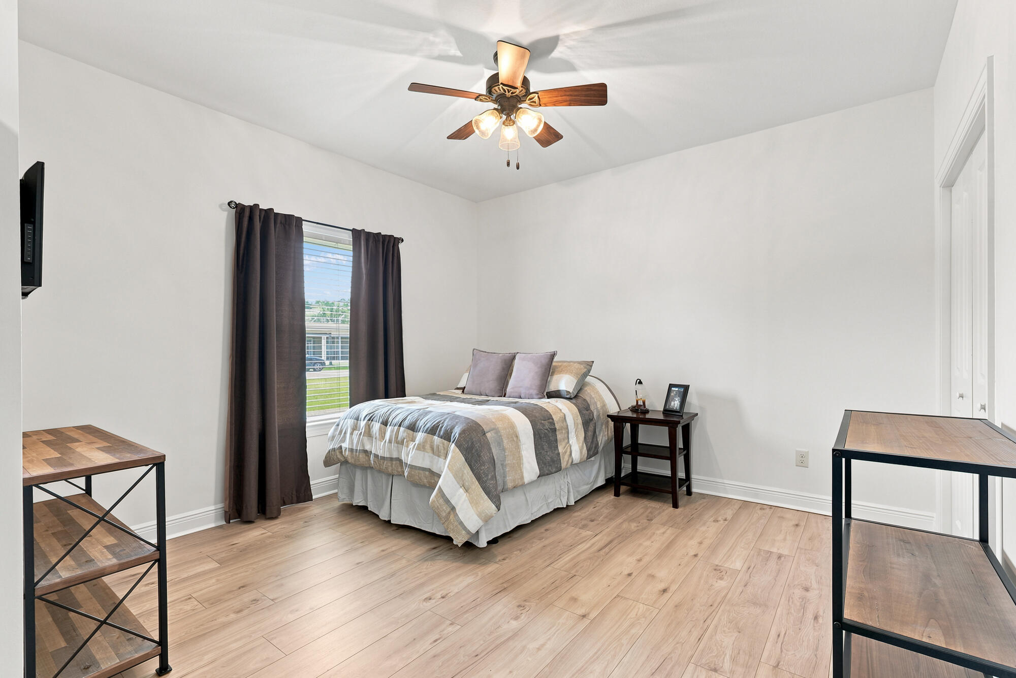 HIDDEN PINES S/D - Residential
