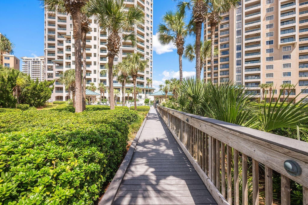 SOUTHWINDS III AT SANDESTIN - Residential
