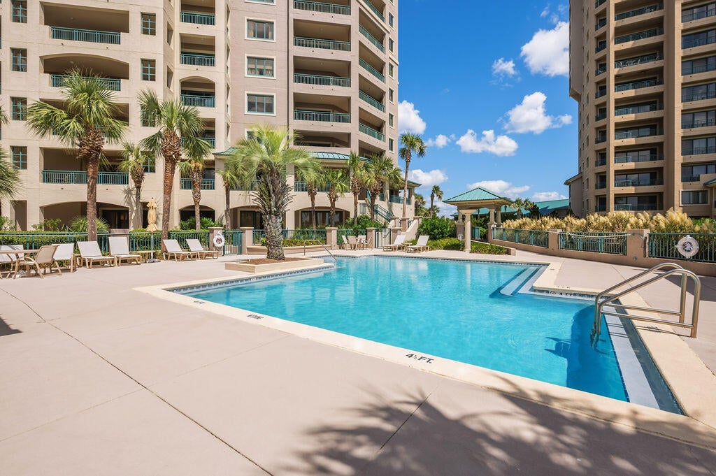 SOUTHWINDS III AT SANDESTIN - Residential