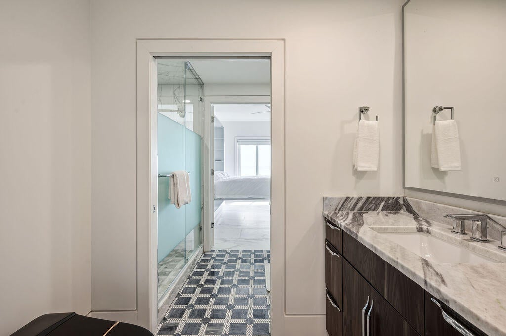 SOUTHWINDS III AT SANDESTIN - Residential