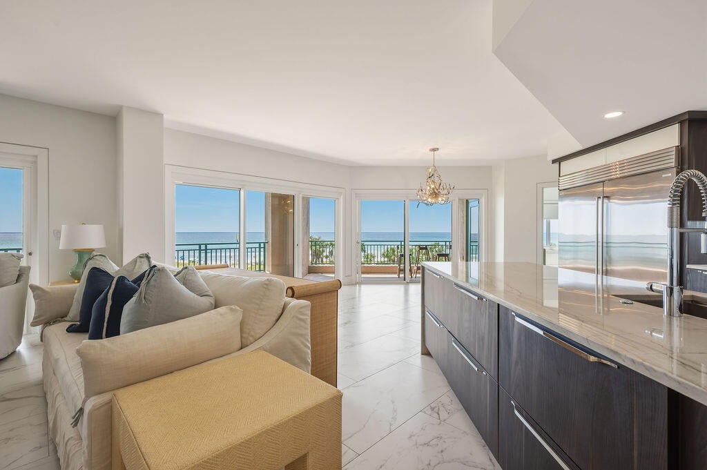 SOUTHWINDS III AT SANDESTIN - Residential