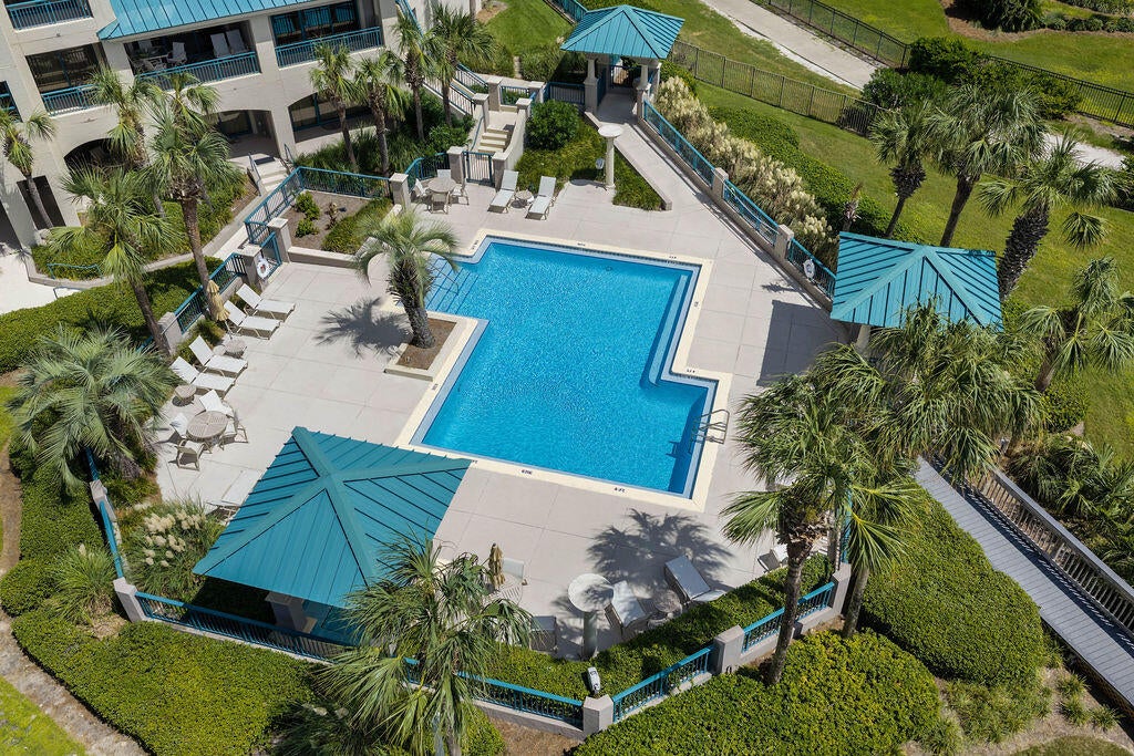 SOUTHWINDS III AT SANDESTIN - Residential