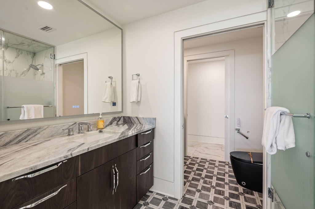 SOUTHWINDS III AT SANDESTIN - Residential