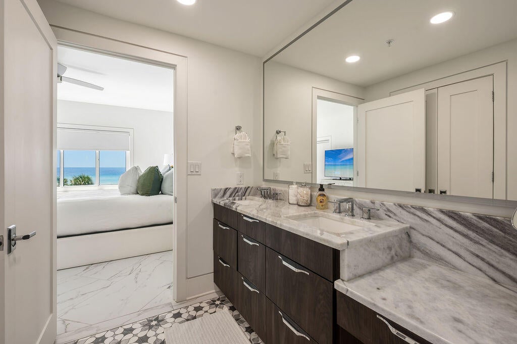 SOUTHWINDS III AT SANDESTIN - Residential