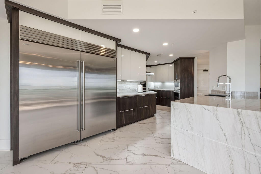SOUTHWINDS III AT SANDESTIN - Residential