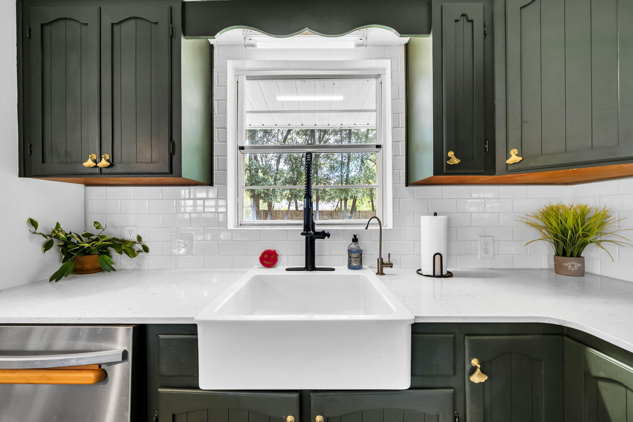 ELLIOTTS POINT - Residential