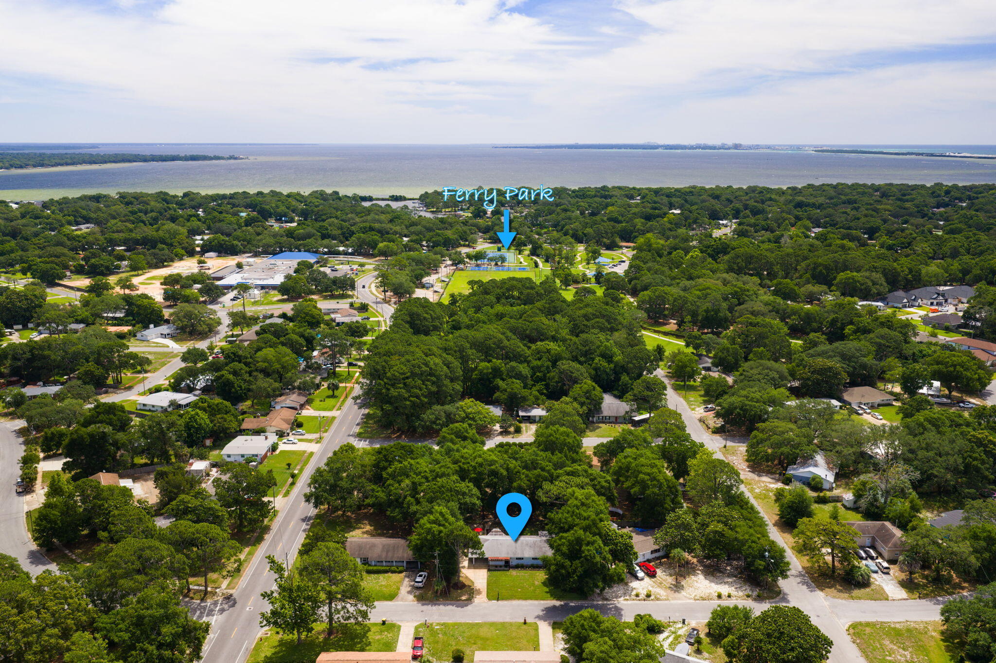 ELLIOTTS POINT - Residential