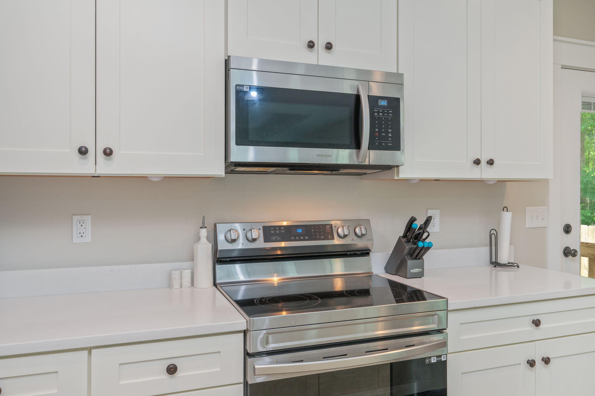 GARDEN CITY - Residential Lease