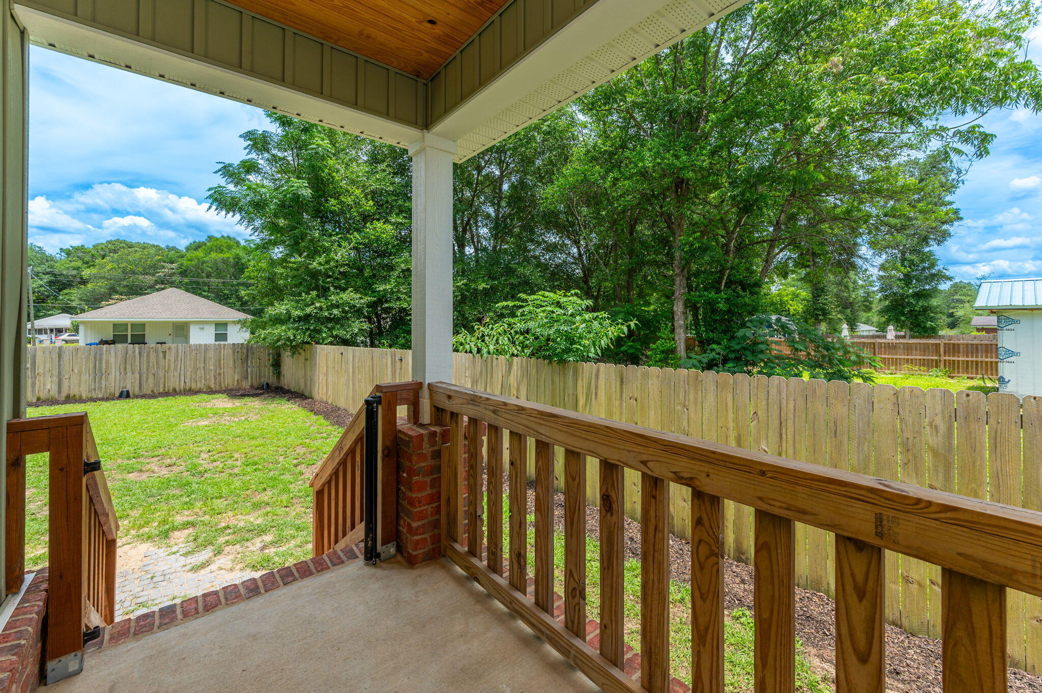 GARDEN CITY - Residential Lease