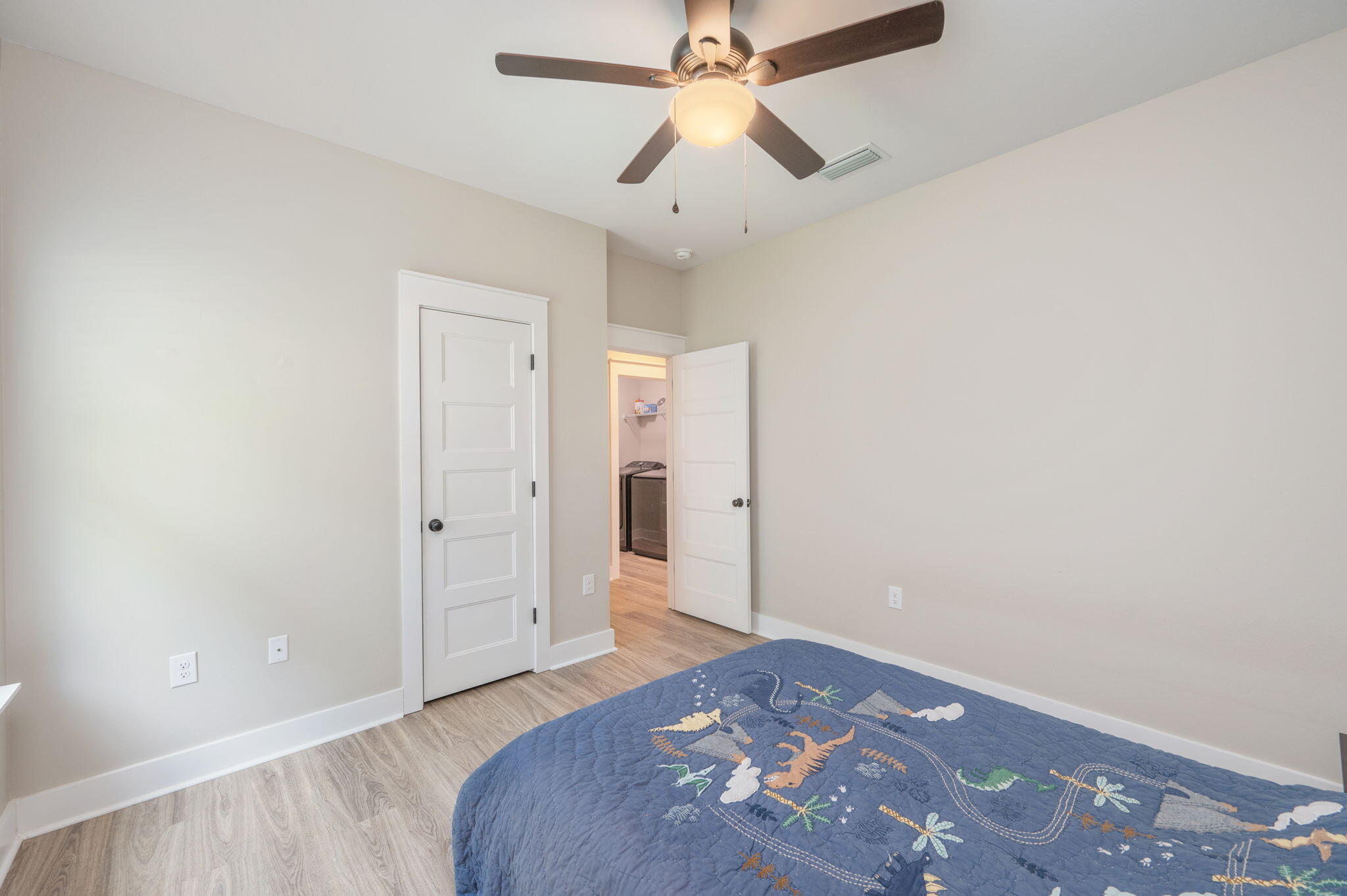 GARDEN CITY - Residential Lease