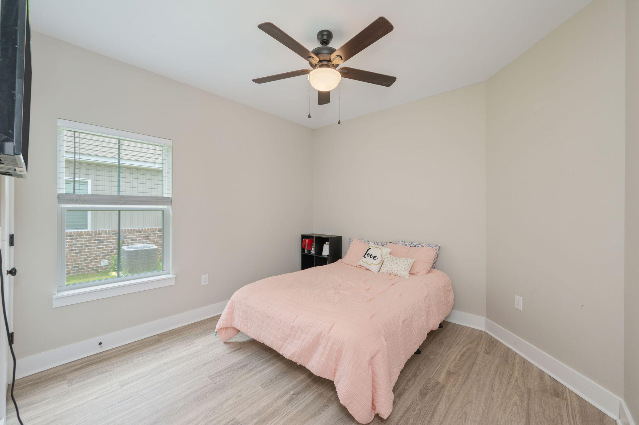 GARDEN CITY - Residential Lease