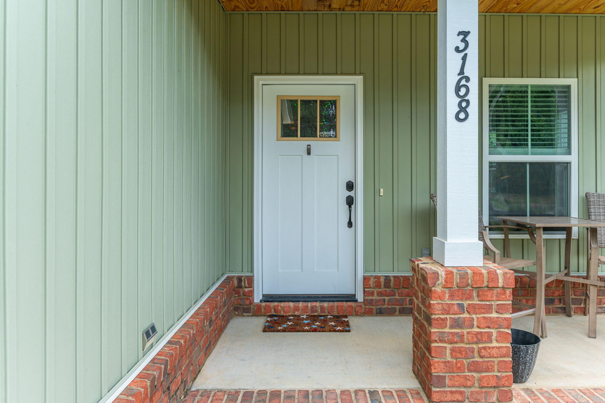 GARDEN CITY - Residential Lease