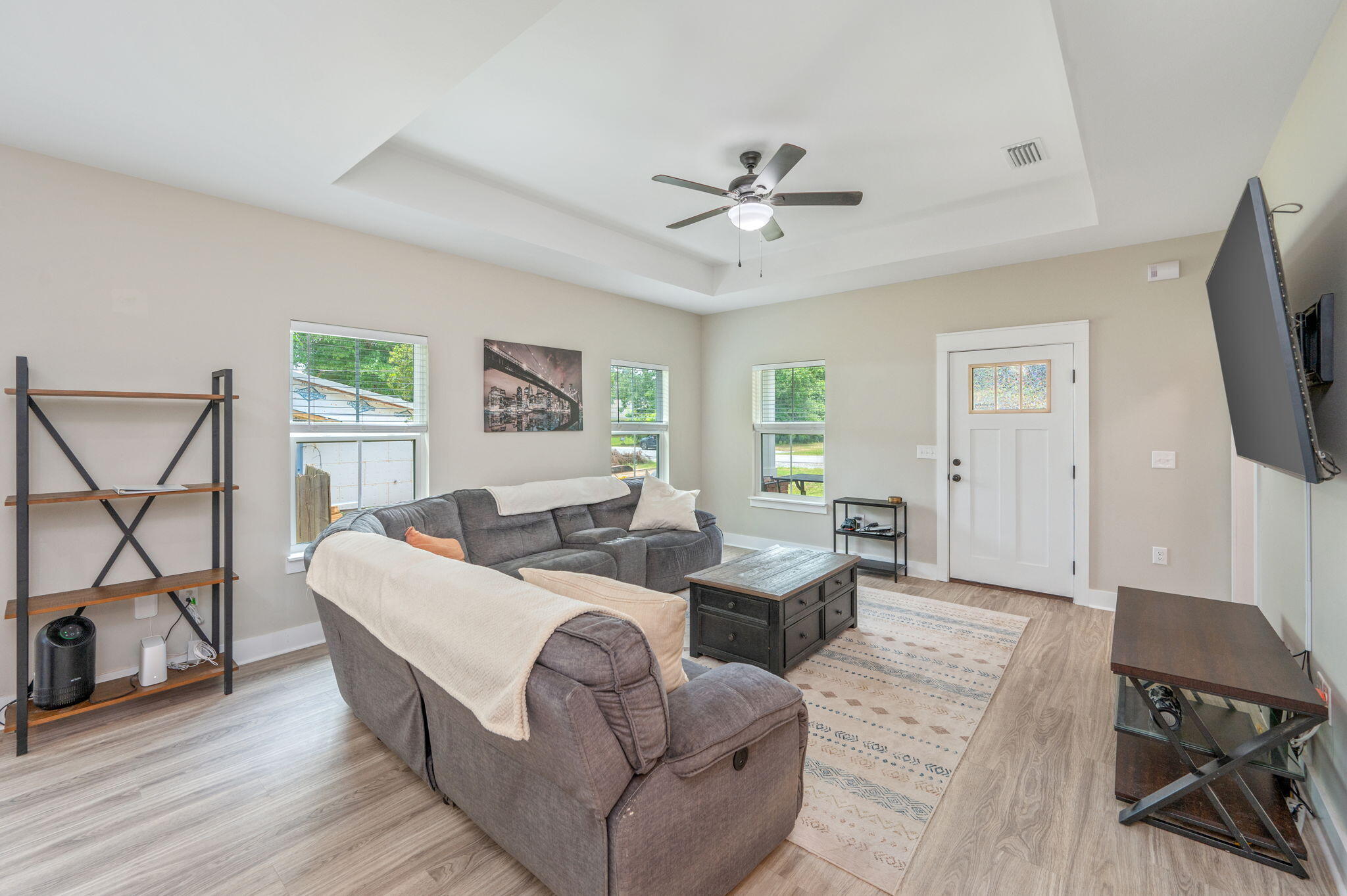 GARDEN CITY - Residential Lease