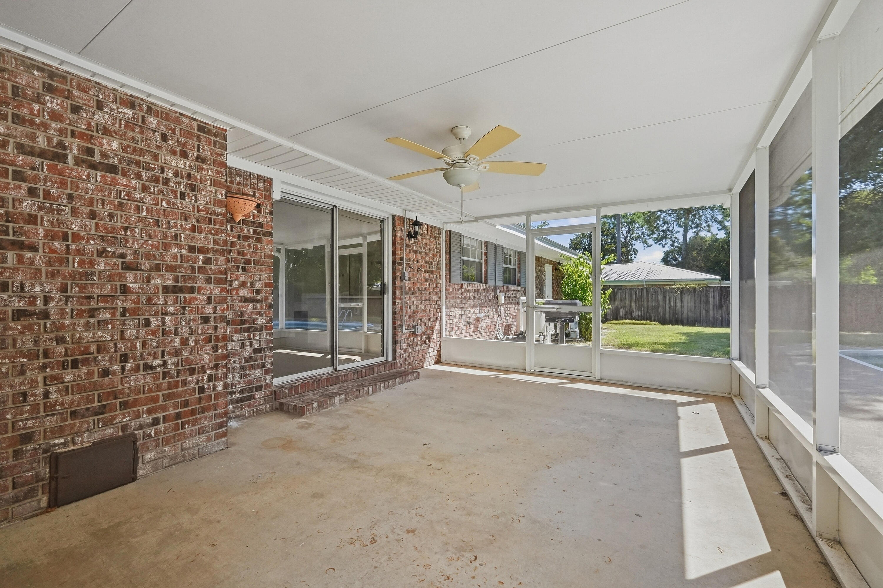 LONGWOOD S/D 3RD ADDN - Residential