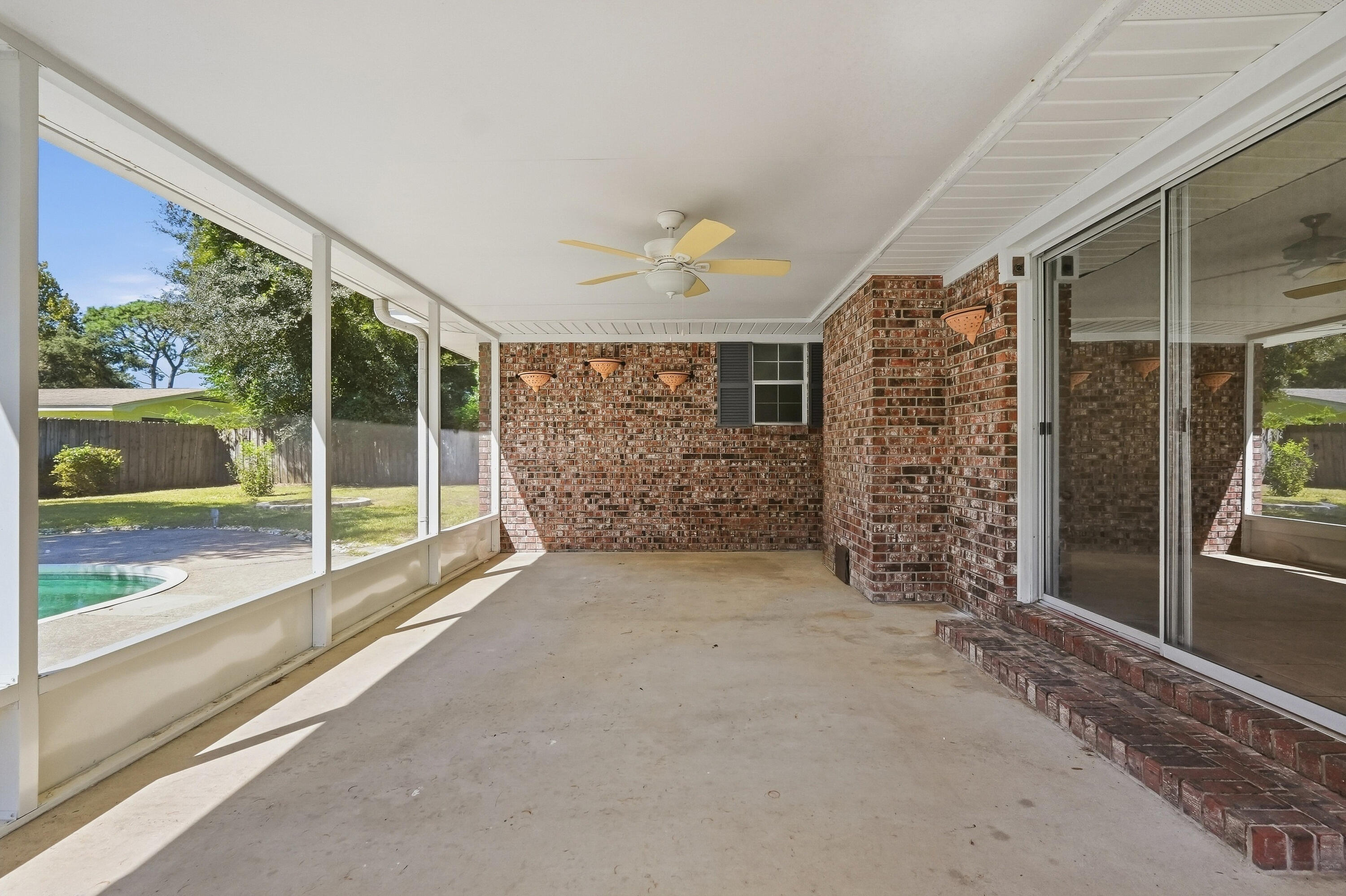 LONGWOOD S/D 3RD ADDN - Residential
