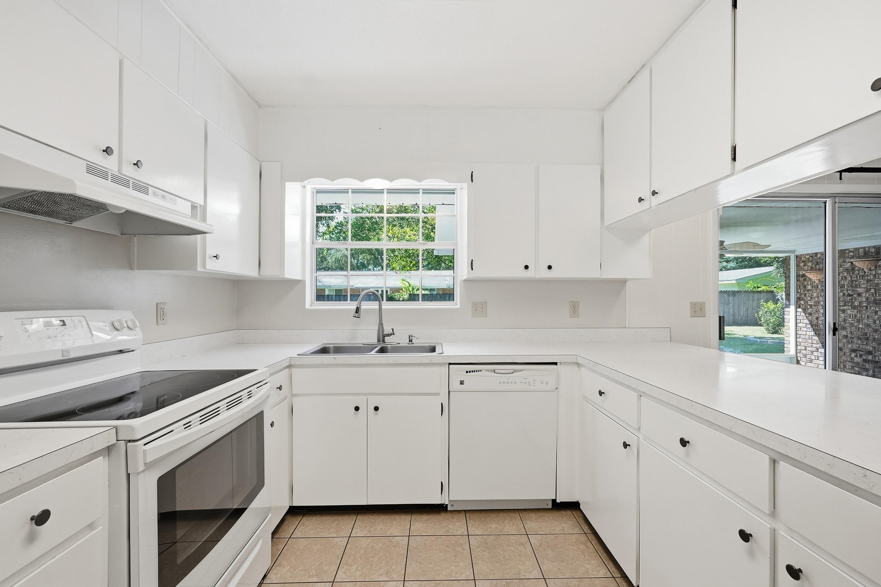 LONGWOOD S/D 3RD ADDN - Residential