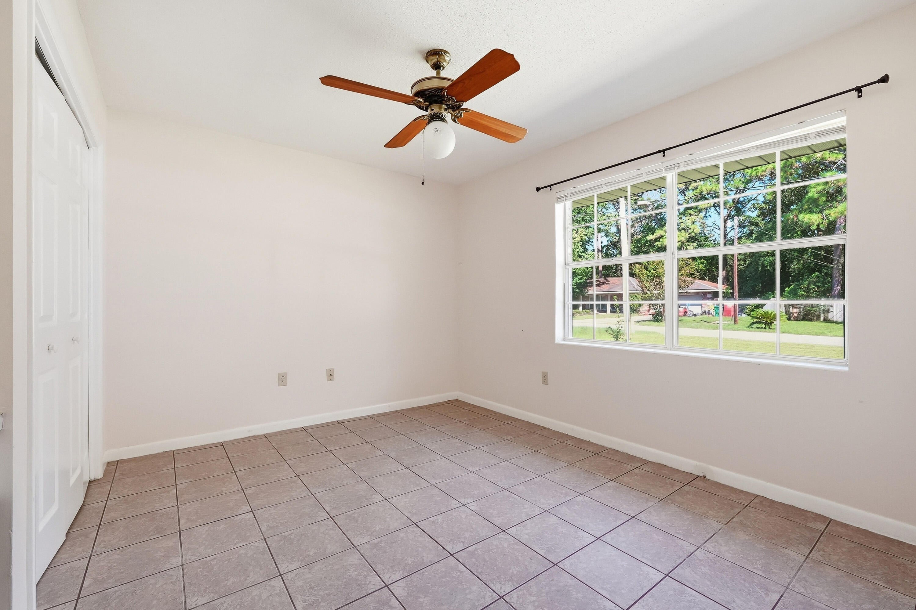 LONGWOOD S/D 3RD ADDN - Residential