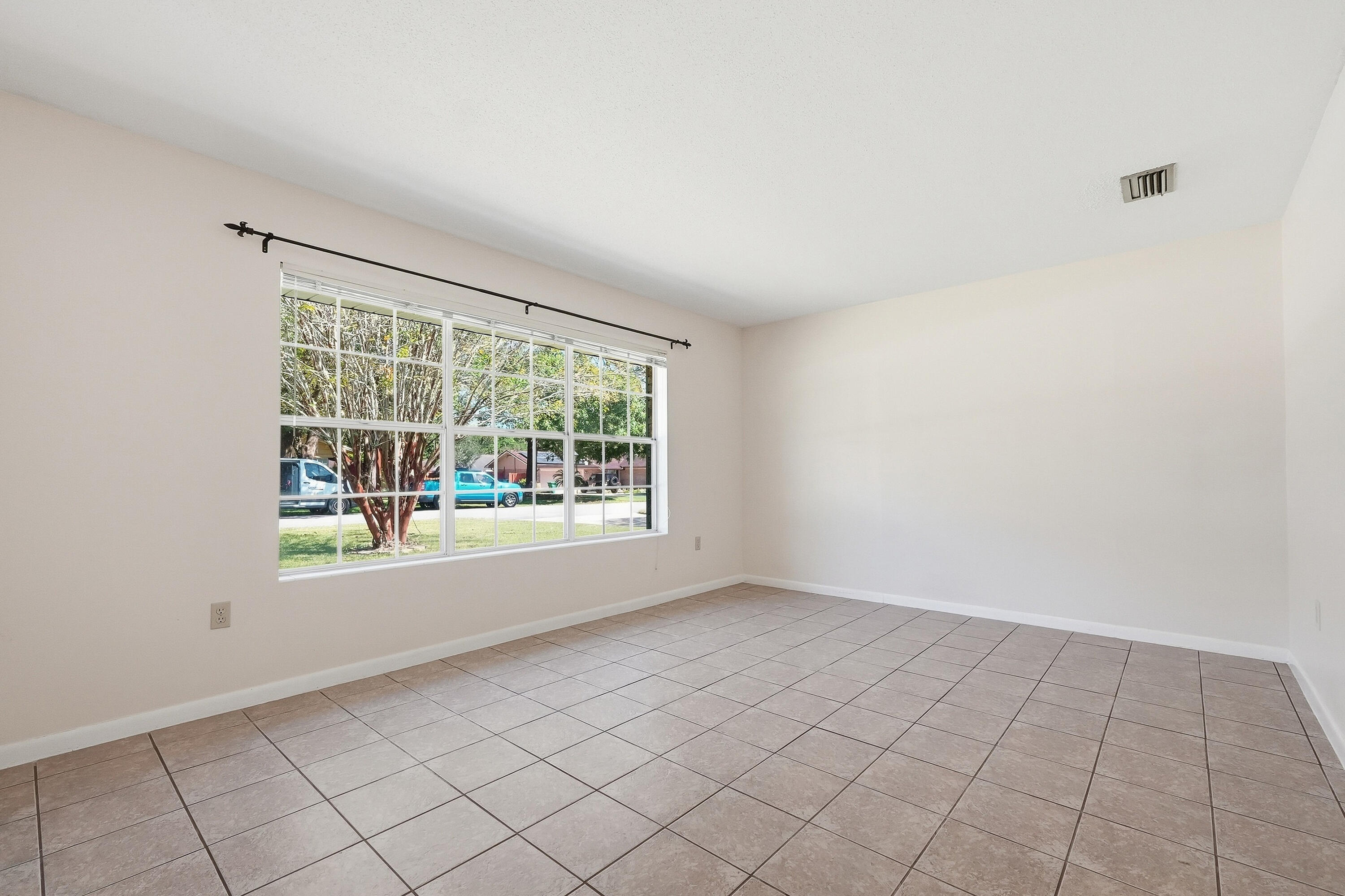 LONGWOOD S/D 3RD ADDN - Residential