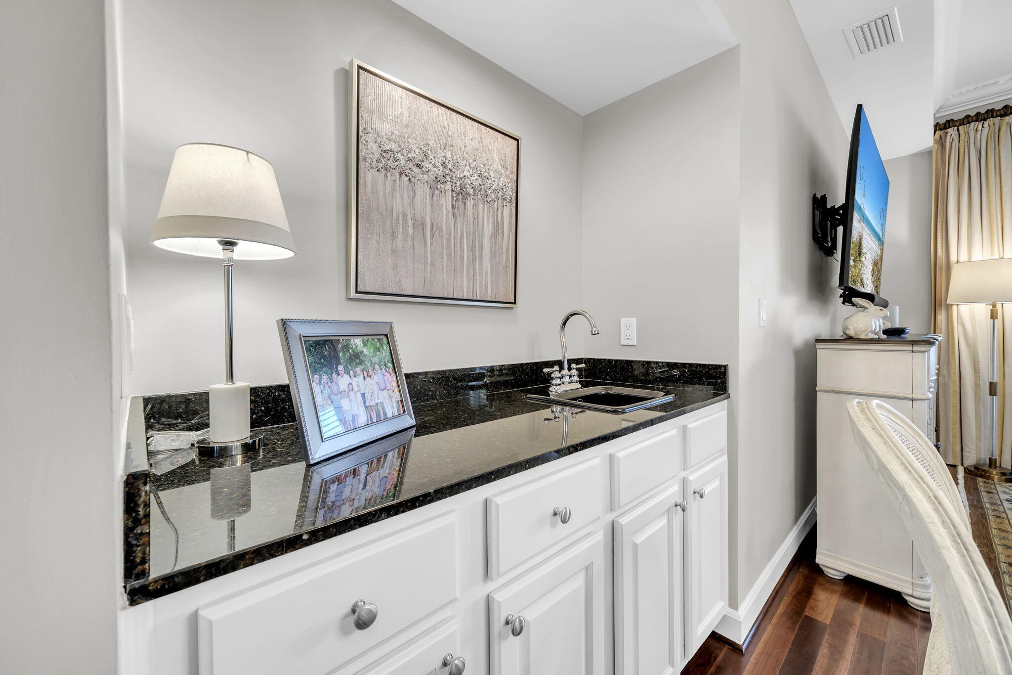 PINE RIDGE VILLAS - Residential