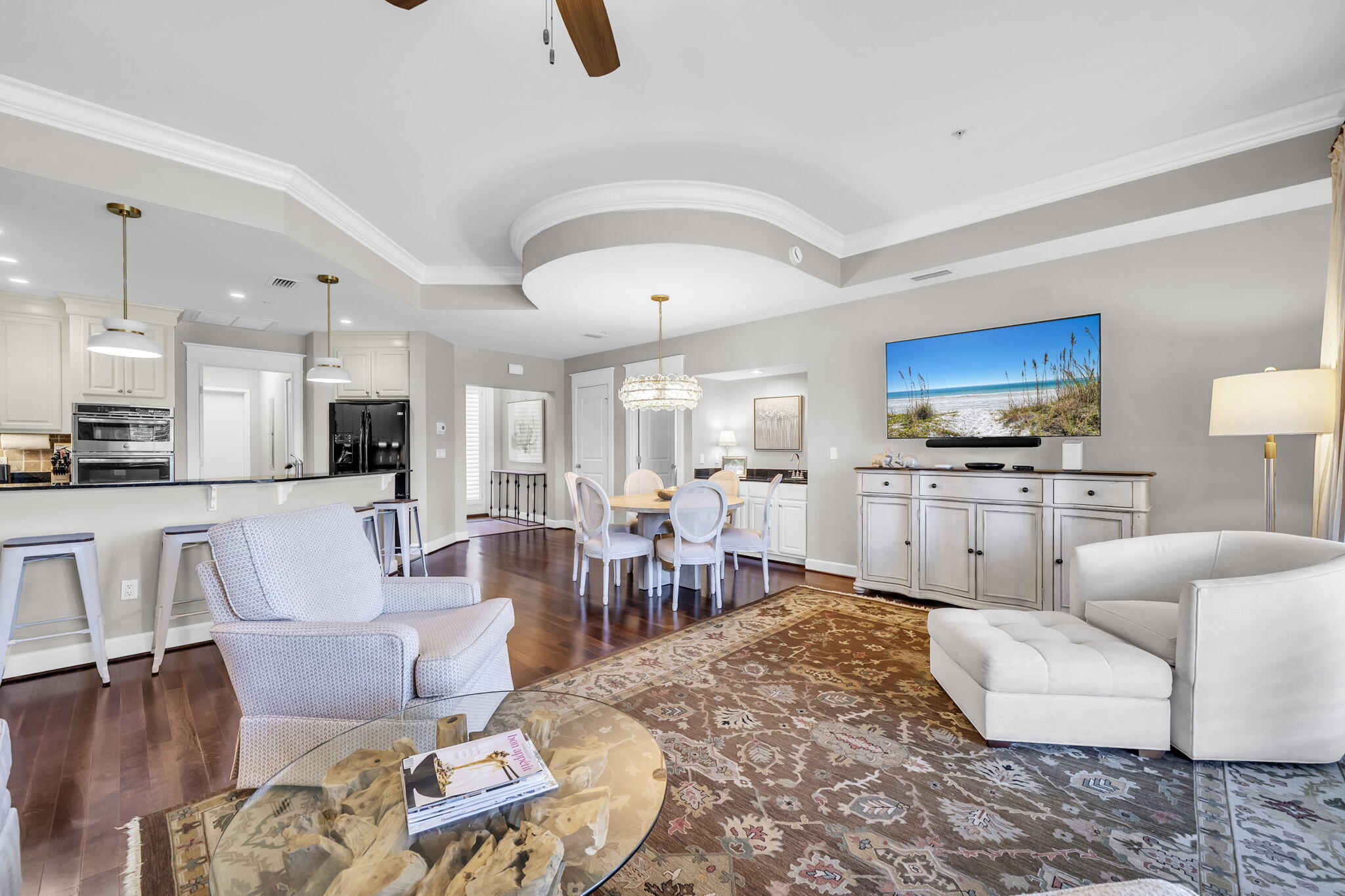 PINE RIDGE VILLAS - Residential