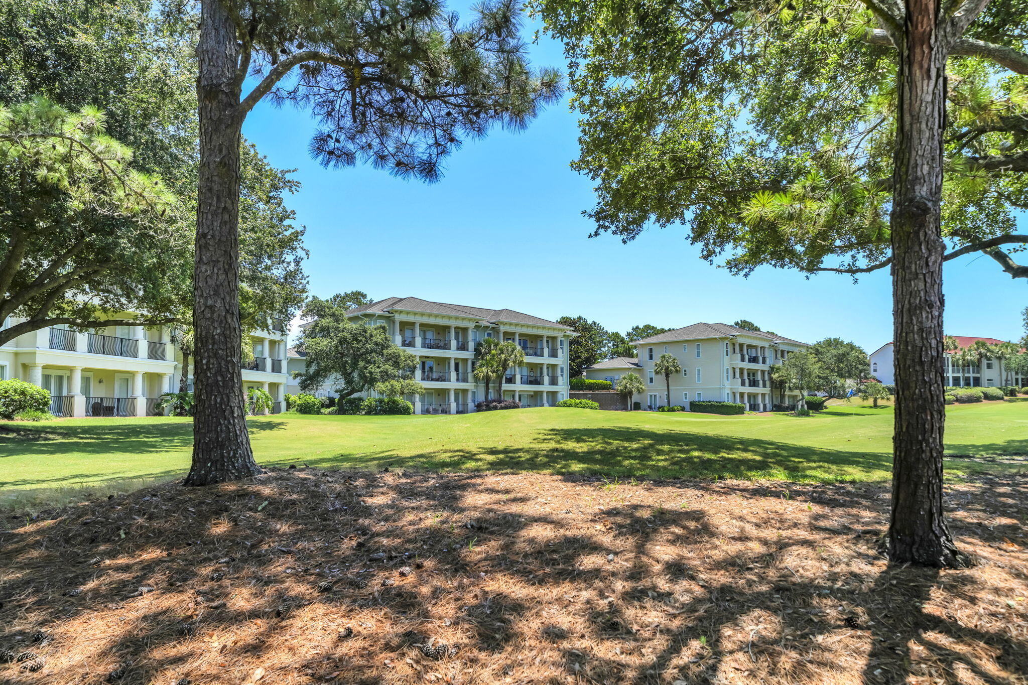 PINE RIDGE VILLAS - Residential