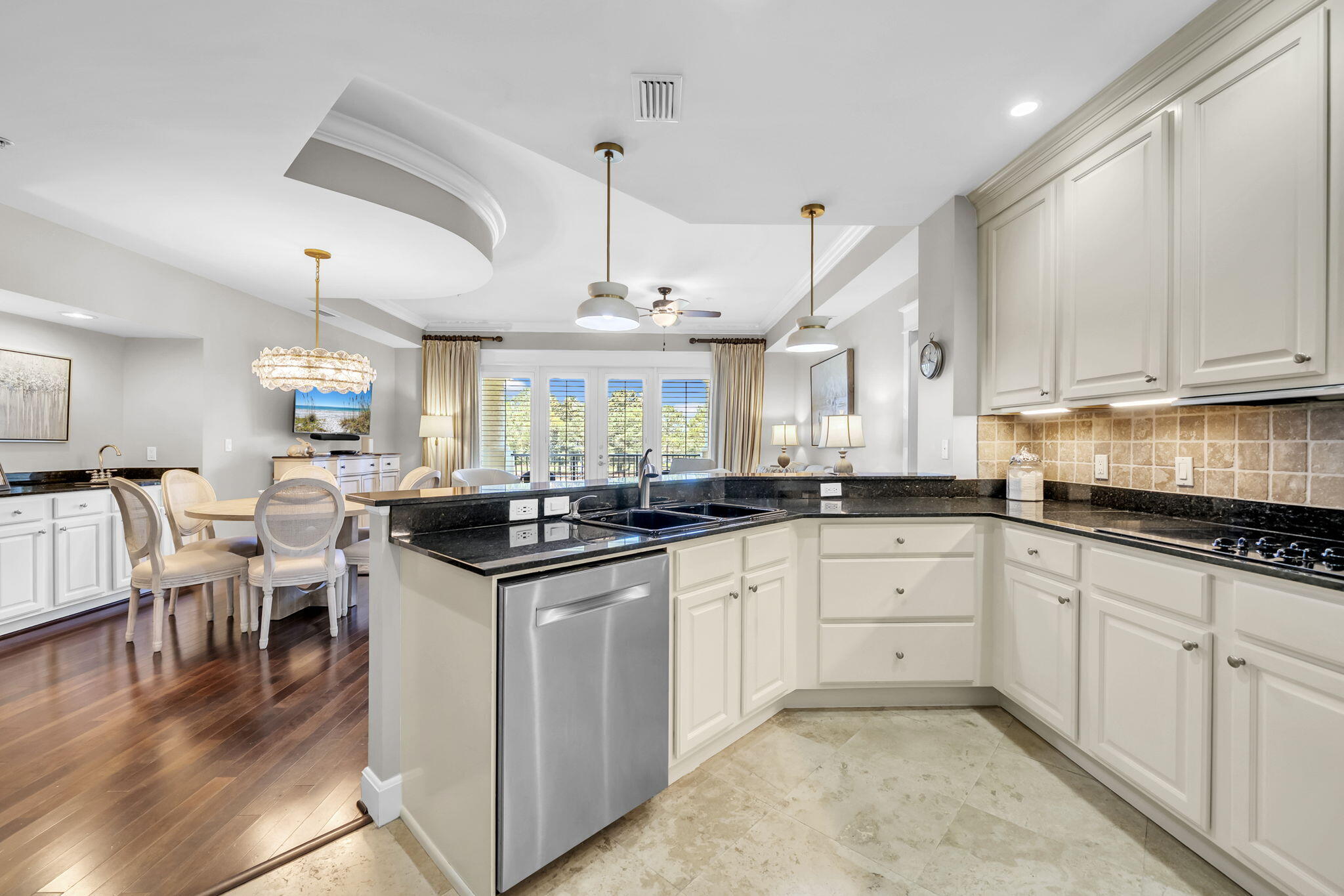 PINE RIDGE VILLAS - Residential