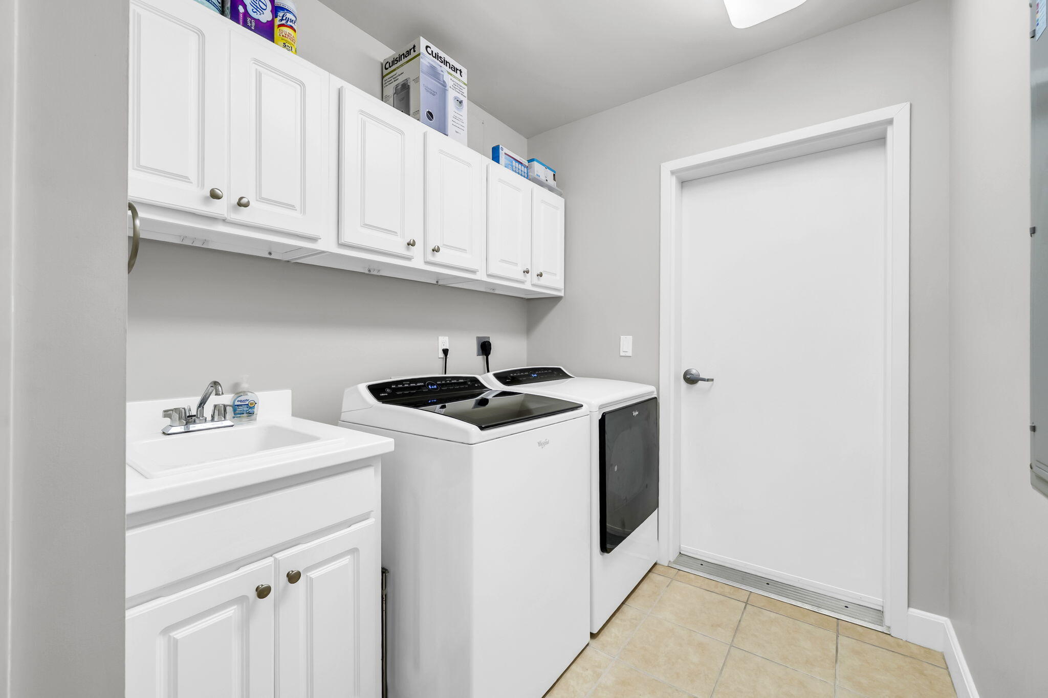 PINE RIDGE VILLAS - Residential