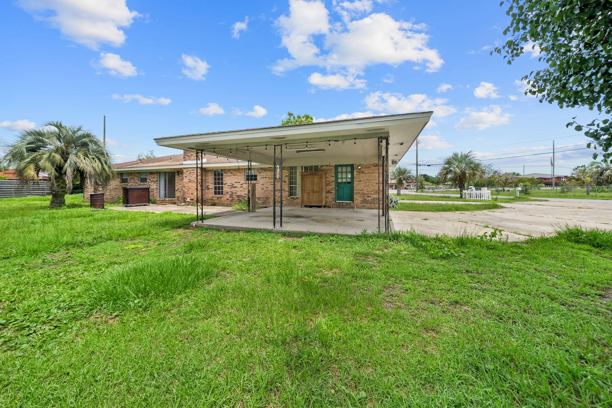 NO RECORDED SUBDIVISION - Residential