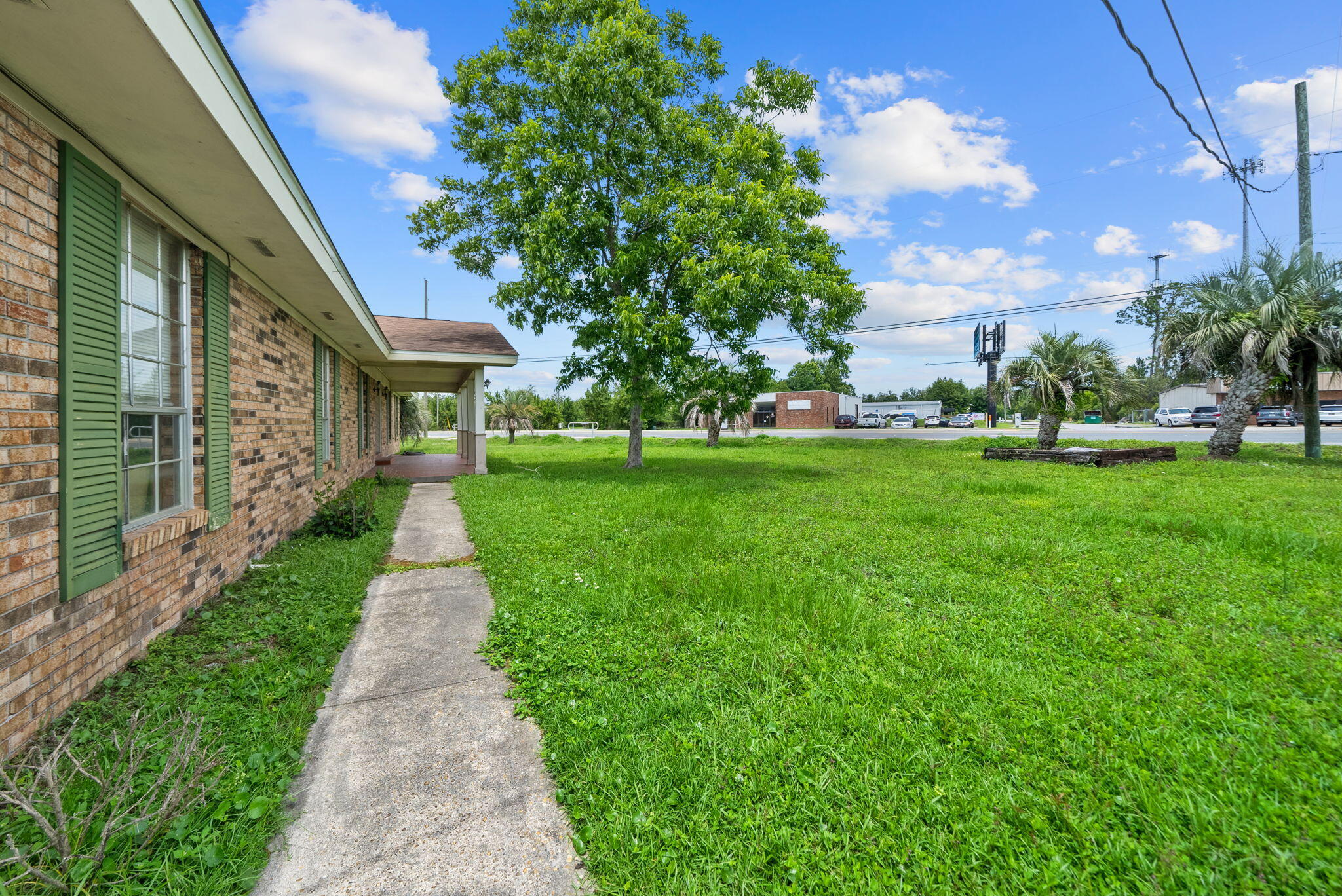 NO RECORDED SUBDIVISION - Residential