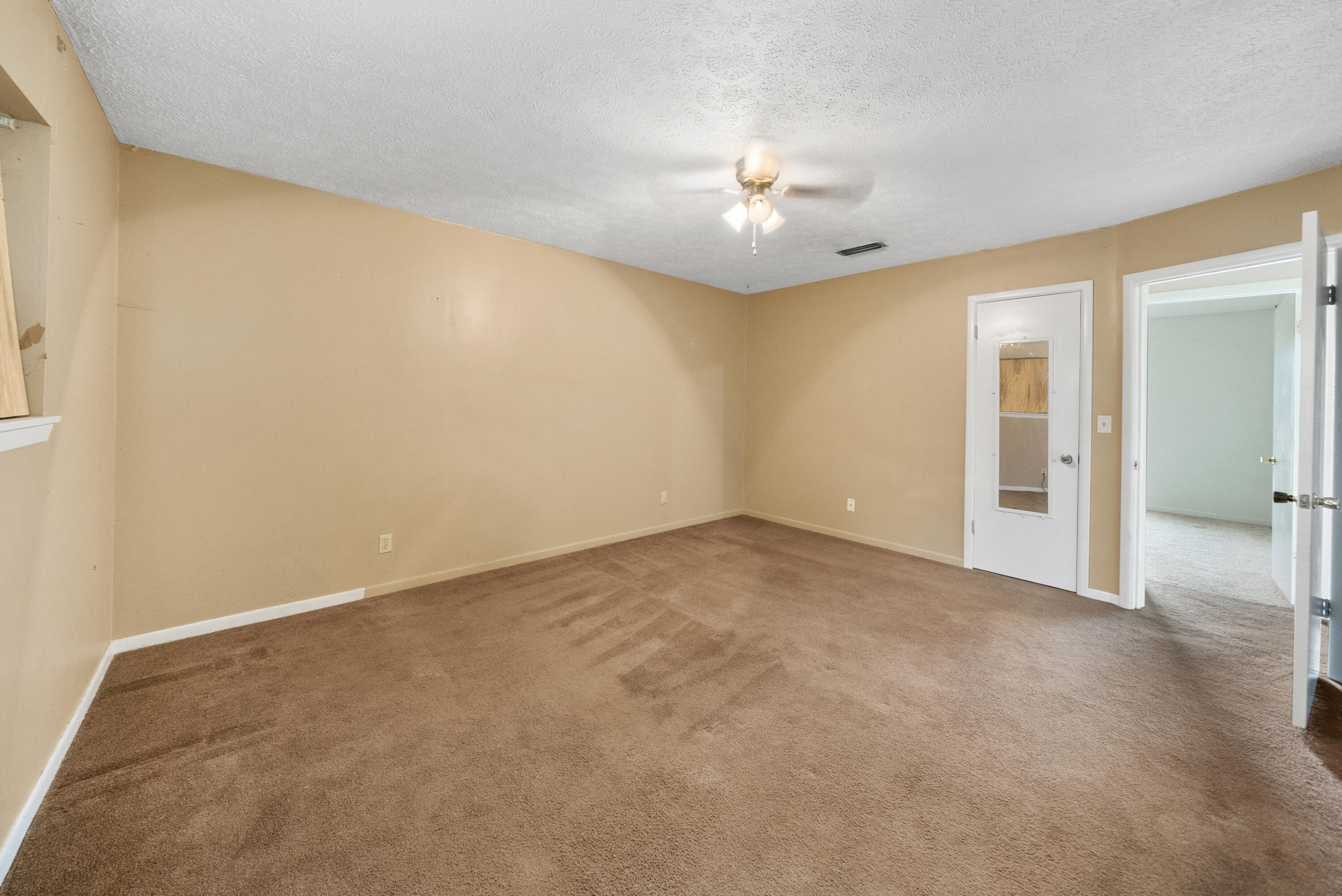 NO RECORDED SUBDIVISION - Residential
